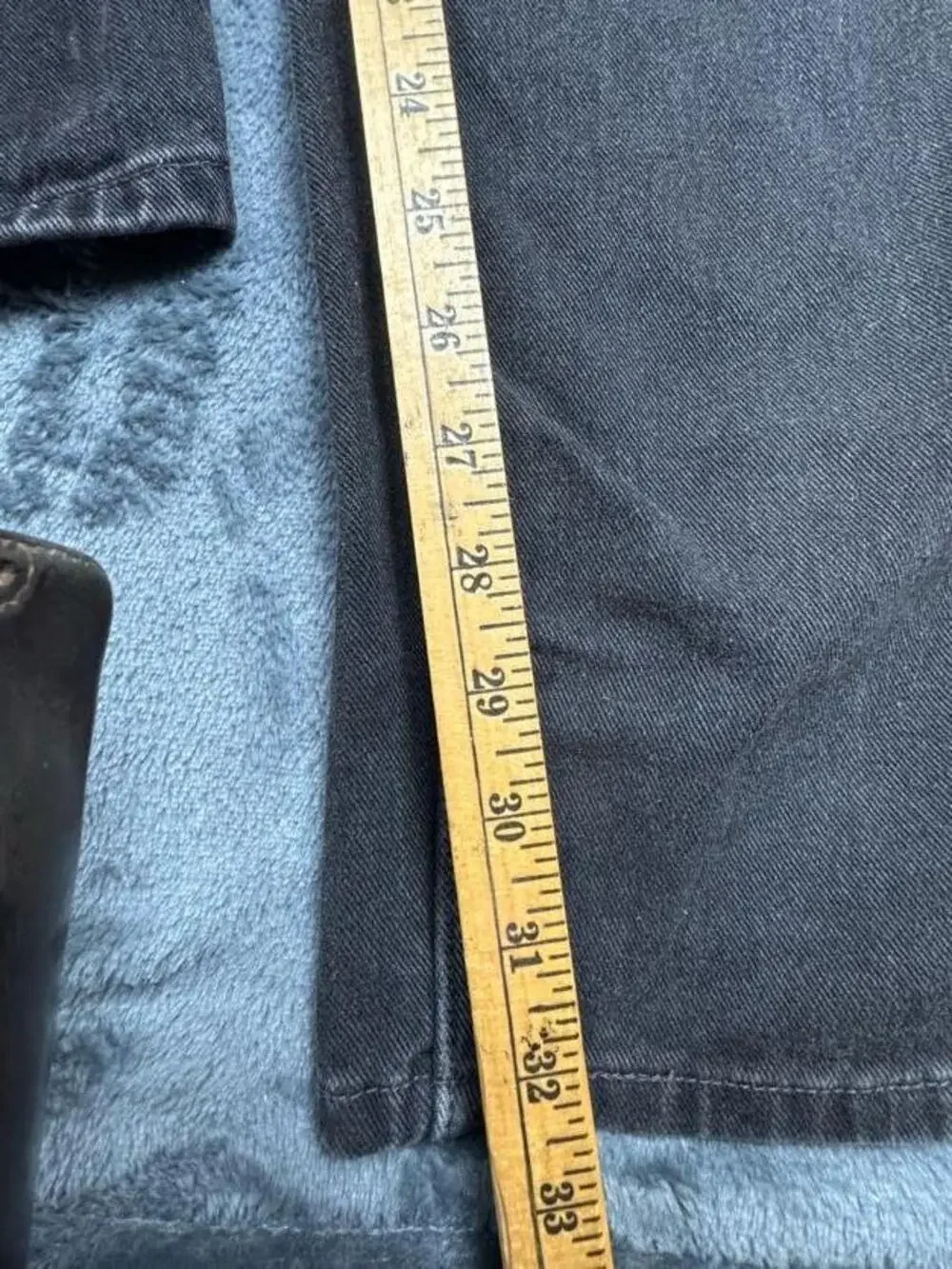 Levi's 550 Jeans Mens 38x31 Black Relaxed Fit Tapered Charcoal Wash Denim